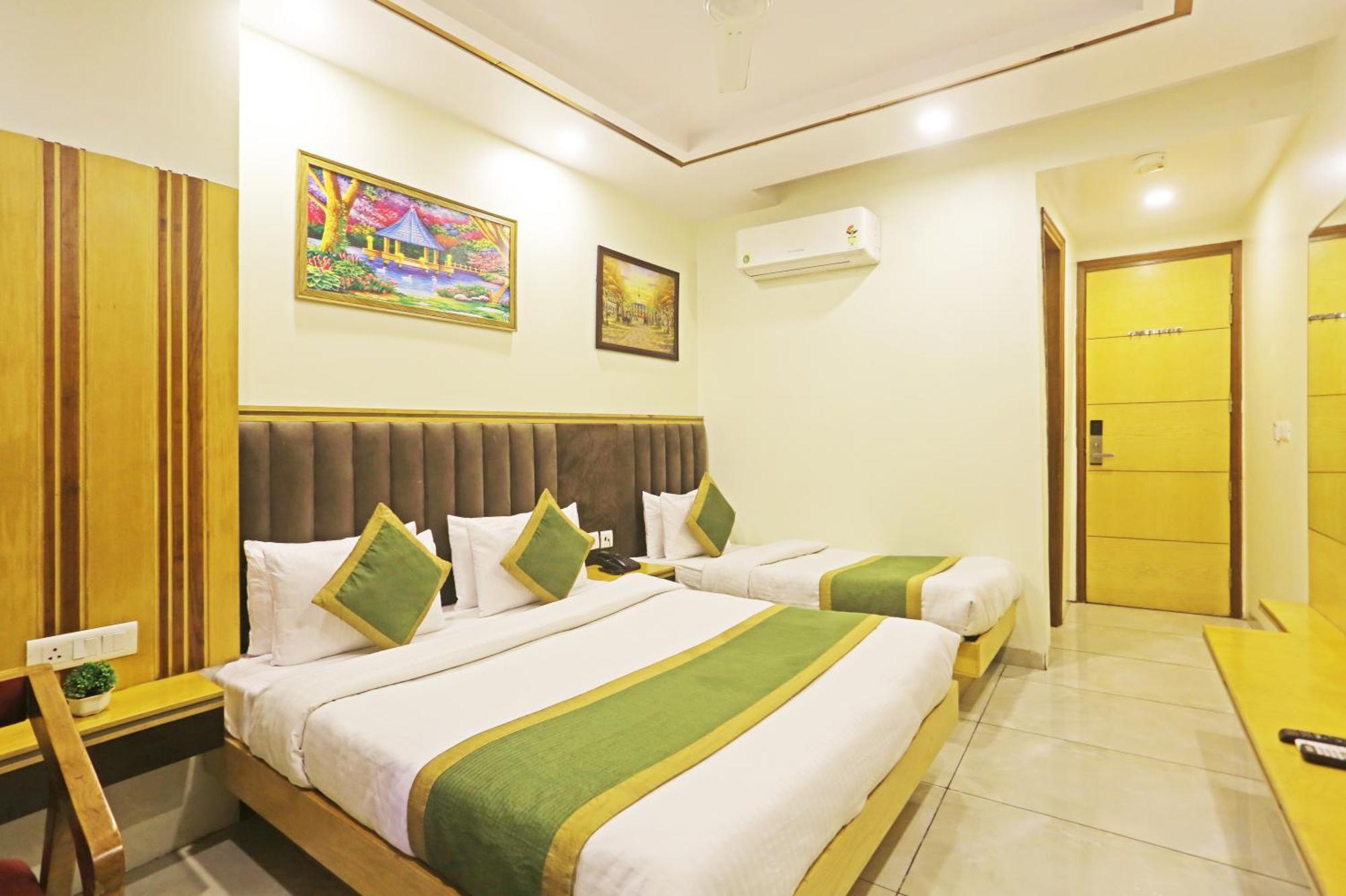 Hotel Aman Imperial Just A Minute Away From New Delhi Railway Station And Connaught Place מראה חיצוני תמונה