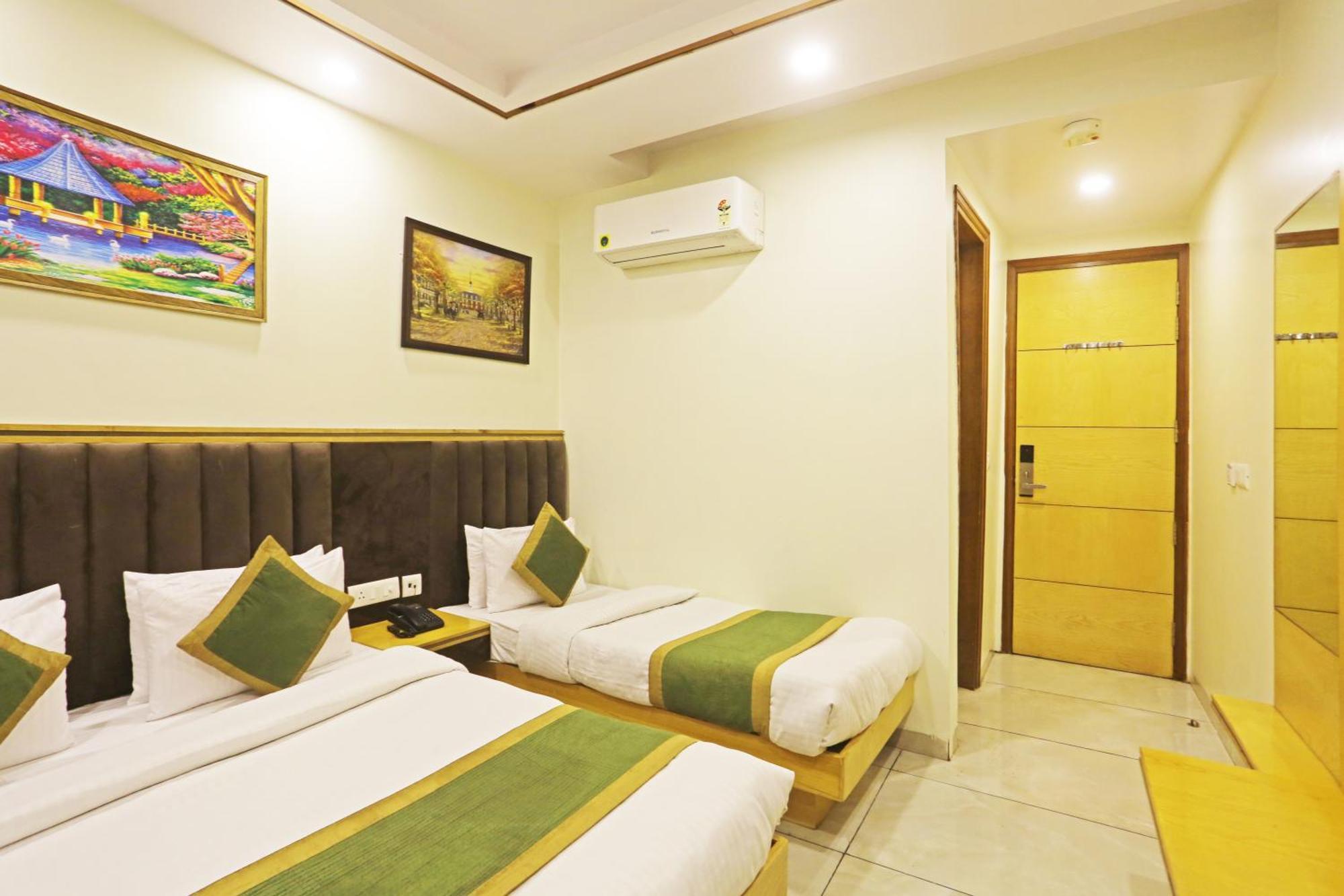 Hotel Aman Imperial Just A Minute Away From New Delhi Railway Station And Connaught Place מראה חיצוני תמונה