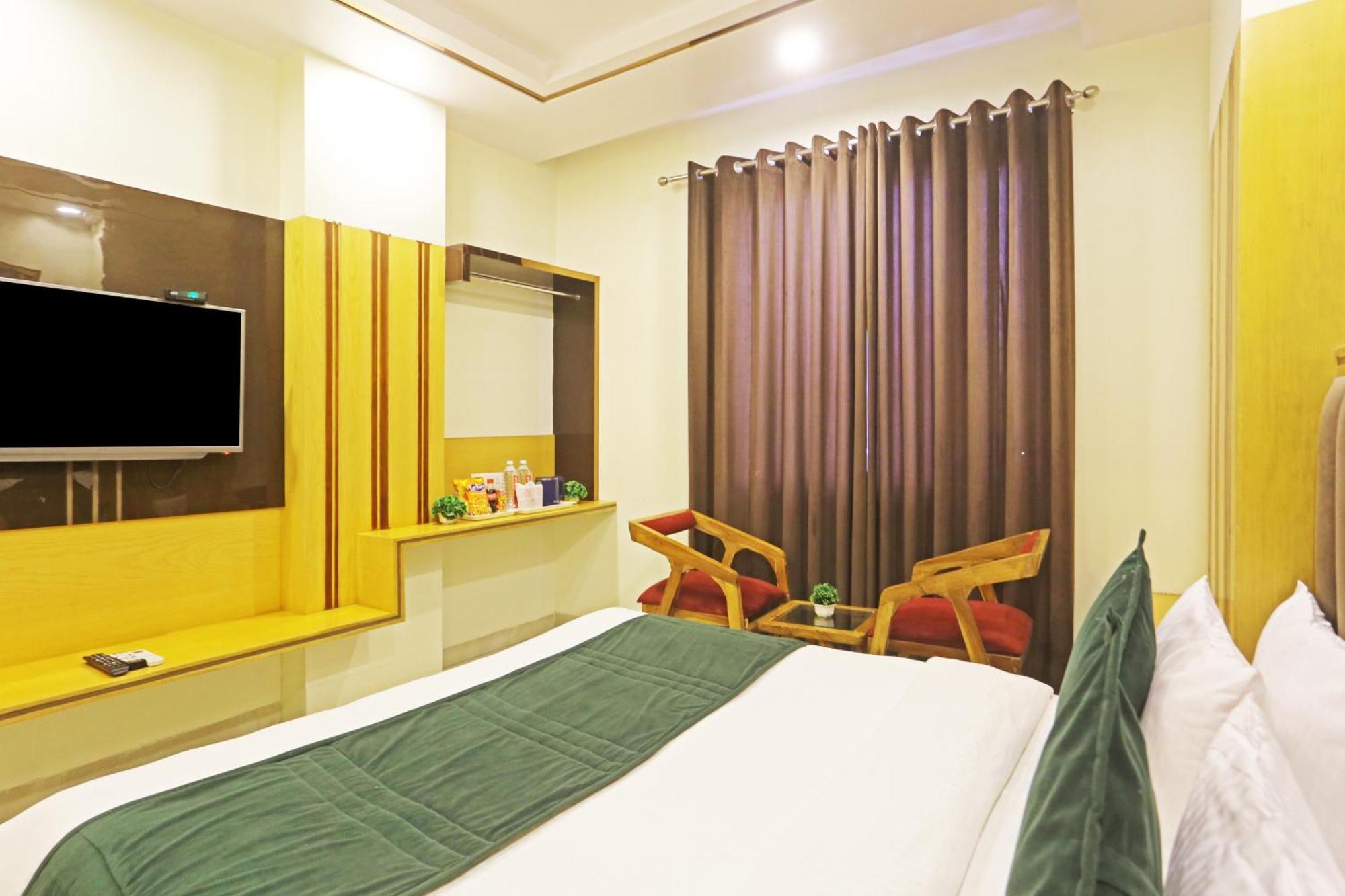 Hotel Aman Imperial Just A Minute Away From New Delhi Railway Station And Connaught Place מראה חיצוני תמונה