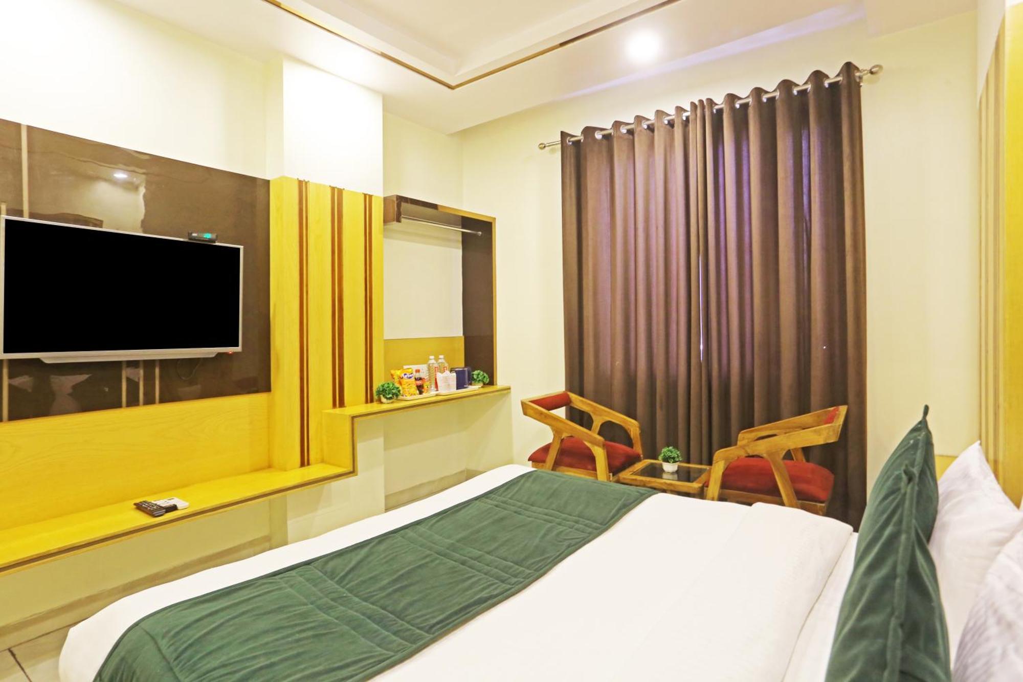 Hotel Aman Imperial Just A Minute Away From New Delhi Railway Station And Connaught Place מראה חיצוני תמונה