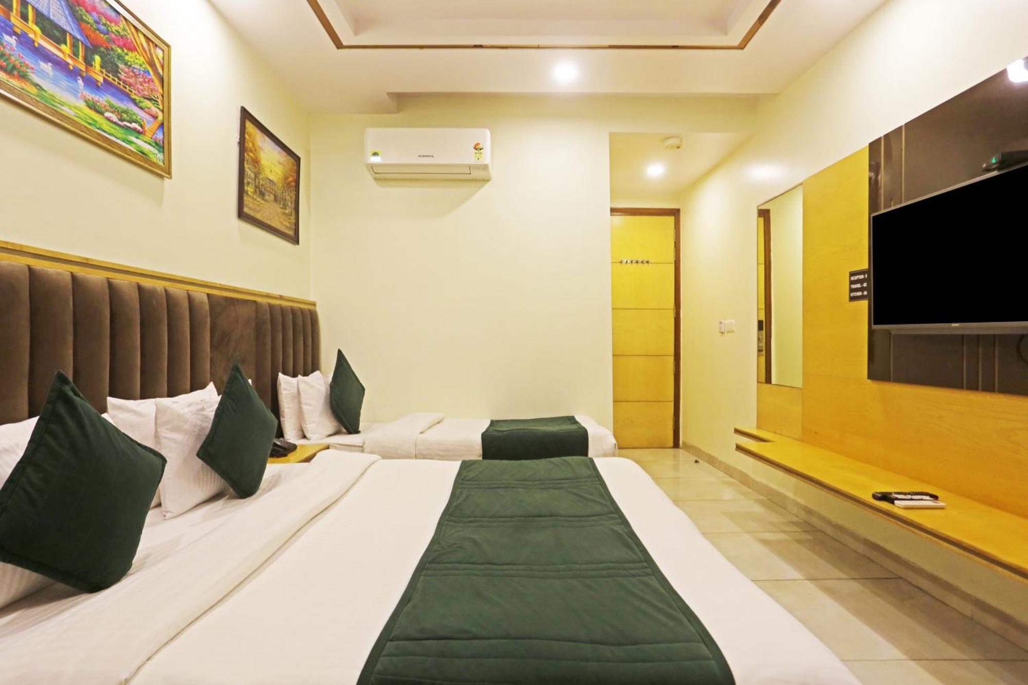 Hotel Aman Imperial Just A Minute Away From New Delhi Railway Station And Connaught Place מראה חיצוני תמונה