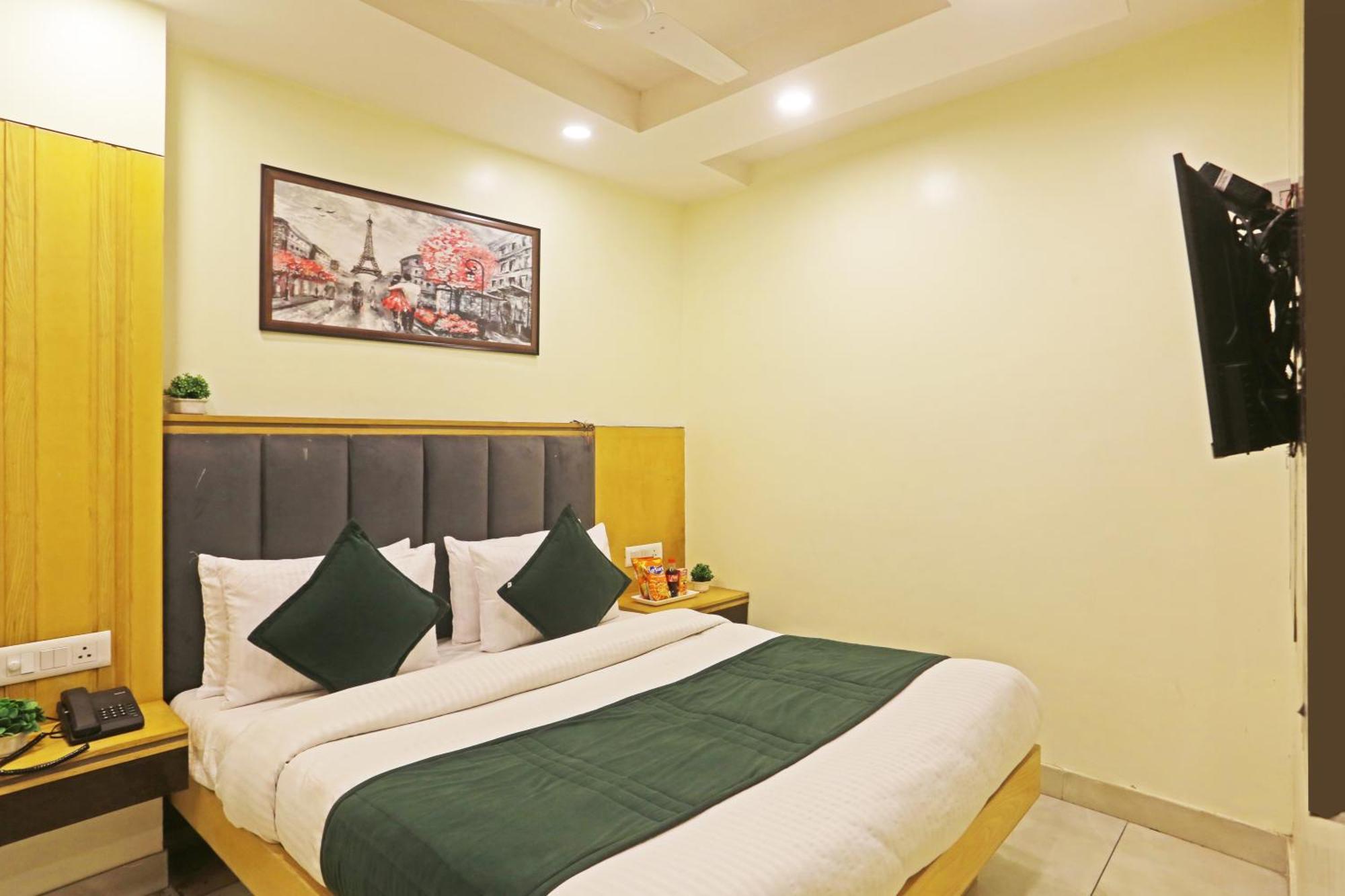 Hotel Aman Imperial Just A Minute Away From New Delhi Railway Station And Connaught Place מראה חיצוני תמונה