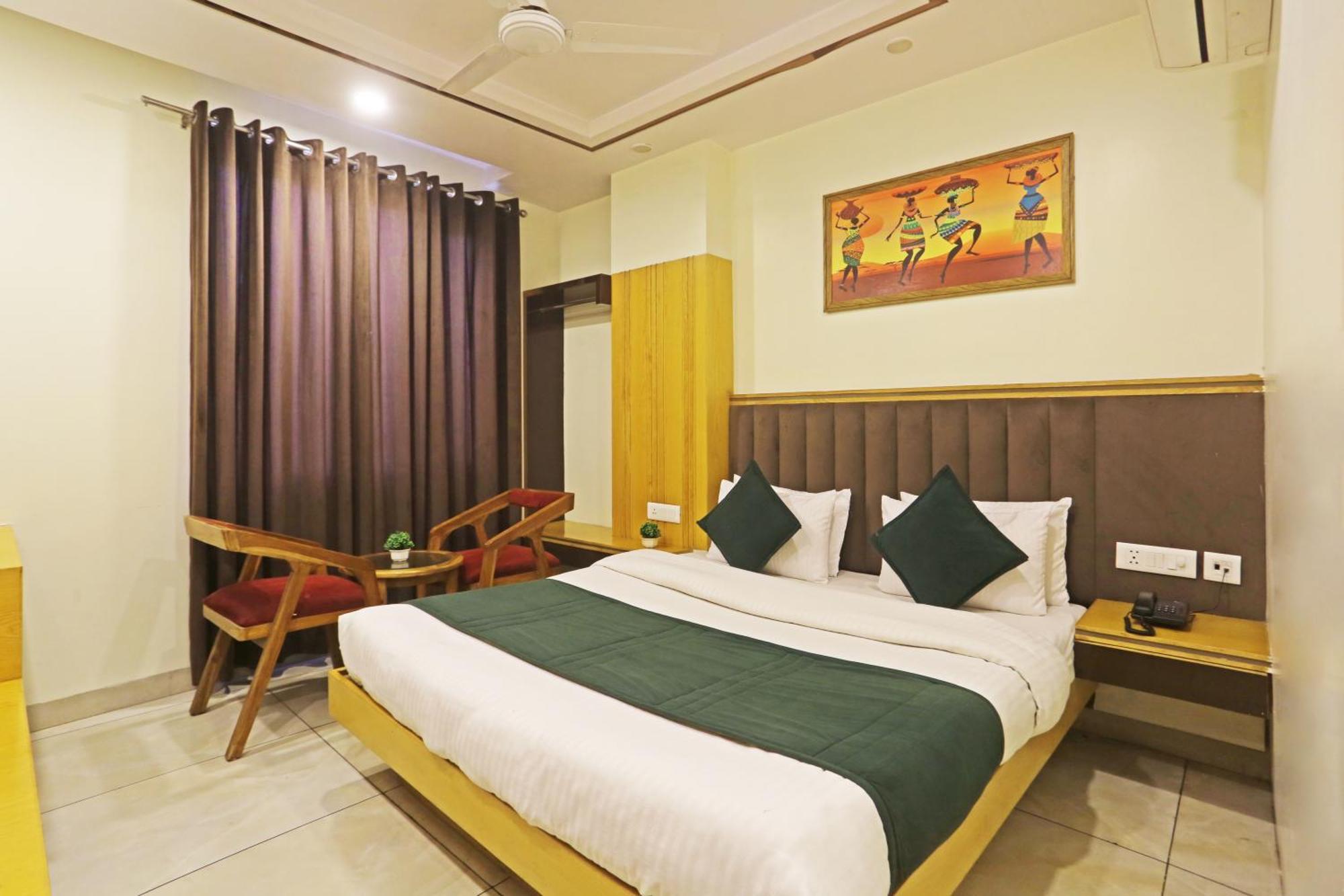 Hotel Aman Imperial Just A Minute Away From New Delhi Railway Station And Connaught Place מראה חיצוני תמונה