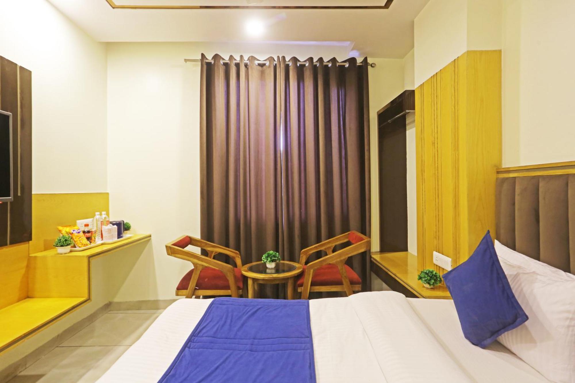 Hotel Aman Imperial Just A Minute Away From New Delhi Railway Station And Connaught Place מראה חיצוני תמונה