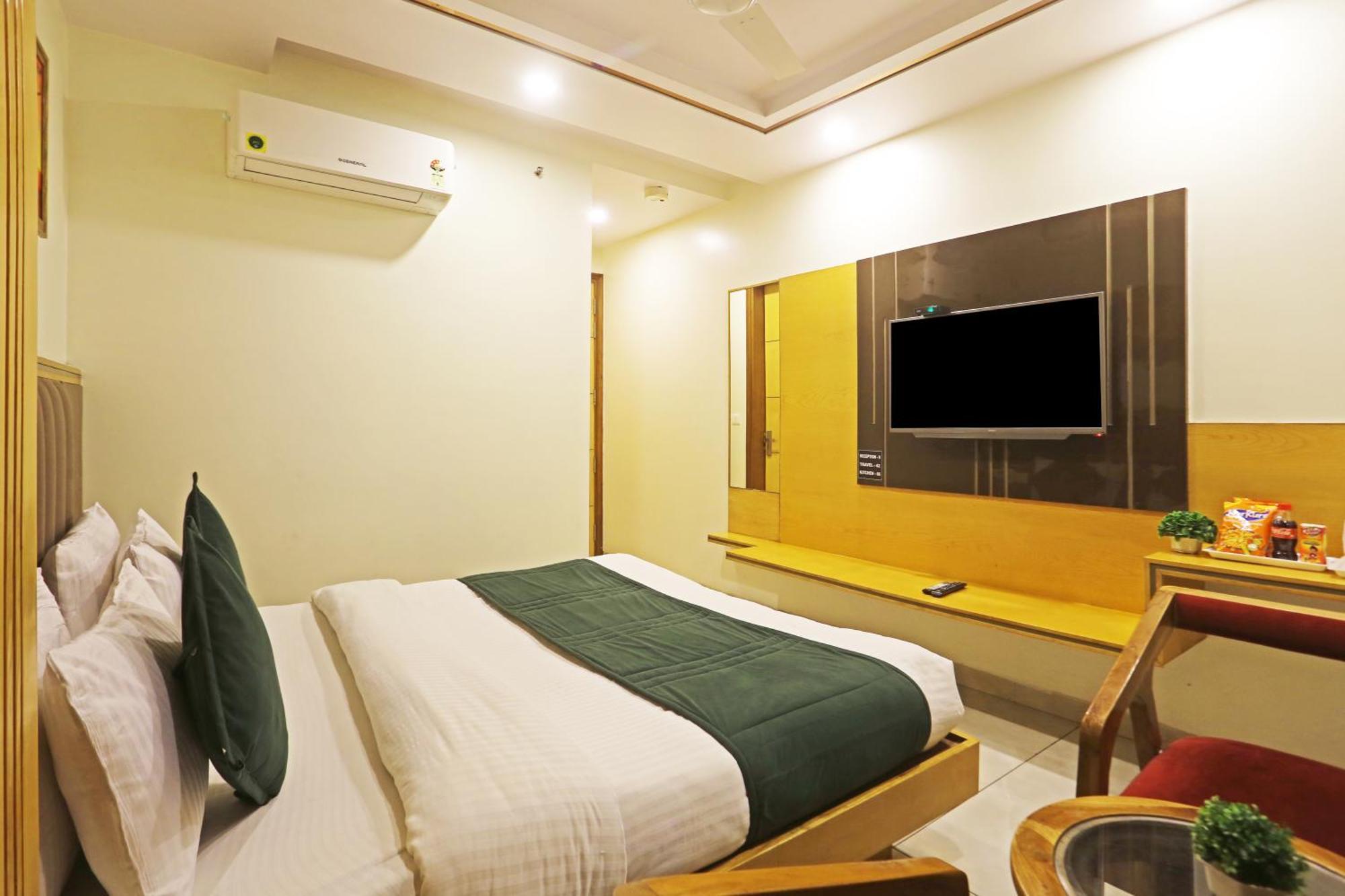 Hotel Aman Imperial Just A Minute Away From New Delhi Railway Station And Connaught Place מראה חיצוני תמונה