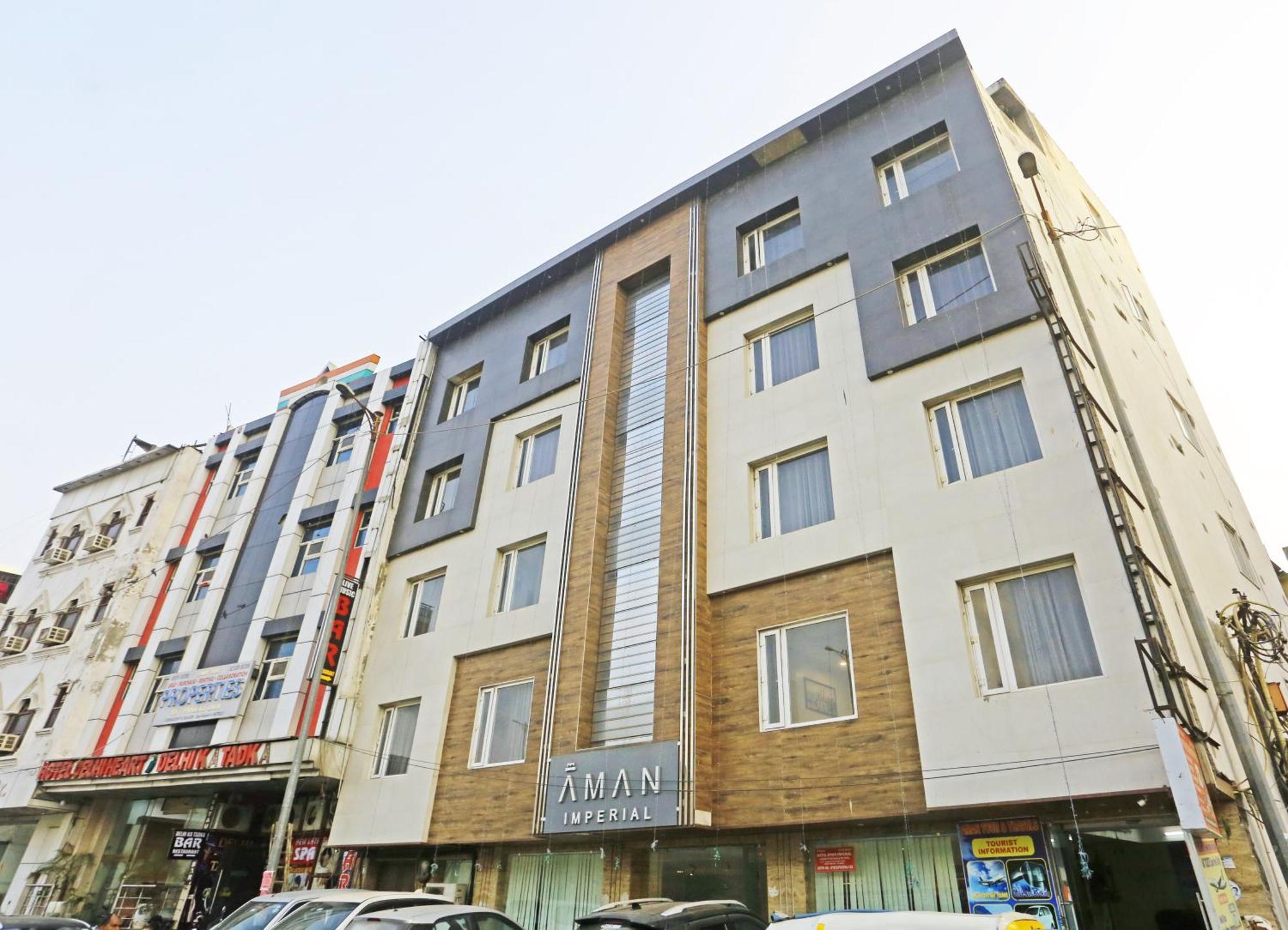 Hotel Aman Imperial Just A Minute Away From New Delhi Railway Station And Connaught Place מראה חיצוני תמונה
